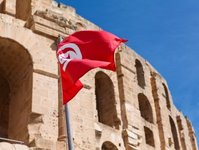 stan wyjtkowy, Tunezja, partia rzdzca, opozycja, ministerstwo spraw zagranicznych, Ali Larajedh, Mohamed Nasser, Ahmed Mestiri