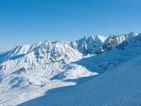 tatra mountain resort, wyjazdy narciarskie, tatry, orodek wypoczynkowy, narciarstwo alpejskie, kolejka gondolowa