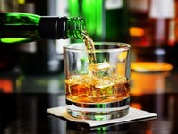 whisky, sprzeda w polsce, trendy, wzrost, statystyki, rankingi, rynek alkoholi,
