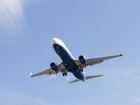 Boeing, Dremaliner 787-8, 737 MAX 8, jumbo jet 747-8, upusty, ceny samolotw Boeinga, podwyka cen samolotw, Reuters