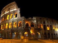 Koloseum, amfiteatr, Rzym, Wochy, zabytek, atrakcja turystyczna, turyci, zwiedzajcy, bezpieczestwo, Diego Della Valle, remont, zabytek, Maria Rosaria Barbera, bariery, strefa bezpieczestwa, inwestycja