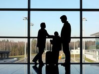 objawy potraumatyczne, Boeing 767, awaryjne l�dowanie, samolot, trauma, pasa�er, pasa�erowie, psycholog, Agnieszka Bratkiewicz, zagro�enie, lotnisko Chopina, Ok�cie, Warszawa, pas startowy, Wy�sza Szko�a Psychologii Spo�ecznej, Piotr Chy�a, rady psychologa, co czuli pasa�erowie, Kapitan Boeinga, Tadeusz Wrona, PLL LOT, LOT, prze�ycia pasa�er�w, zagro�enie �ycia, �wiadomo��, samopoczucie, samopoczucie pasa�er�w