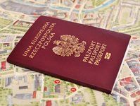 paszporty, nowelizacja ustawy i dokumentach paszportowych, paszporty dla dzieci, okres wanoci paszportw dla dzieci, wycieczki zagraniczne, Indie, Niemcy, Francja