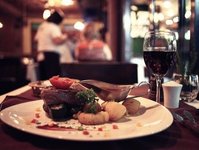 gastronomia, trendy, kulinaria, Restauracja Zamek Topacz, Rafa Borys